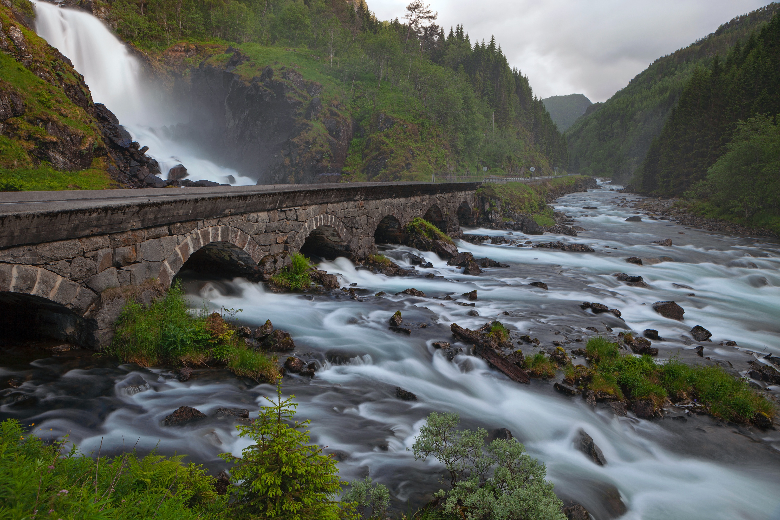Låtefossen