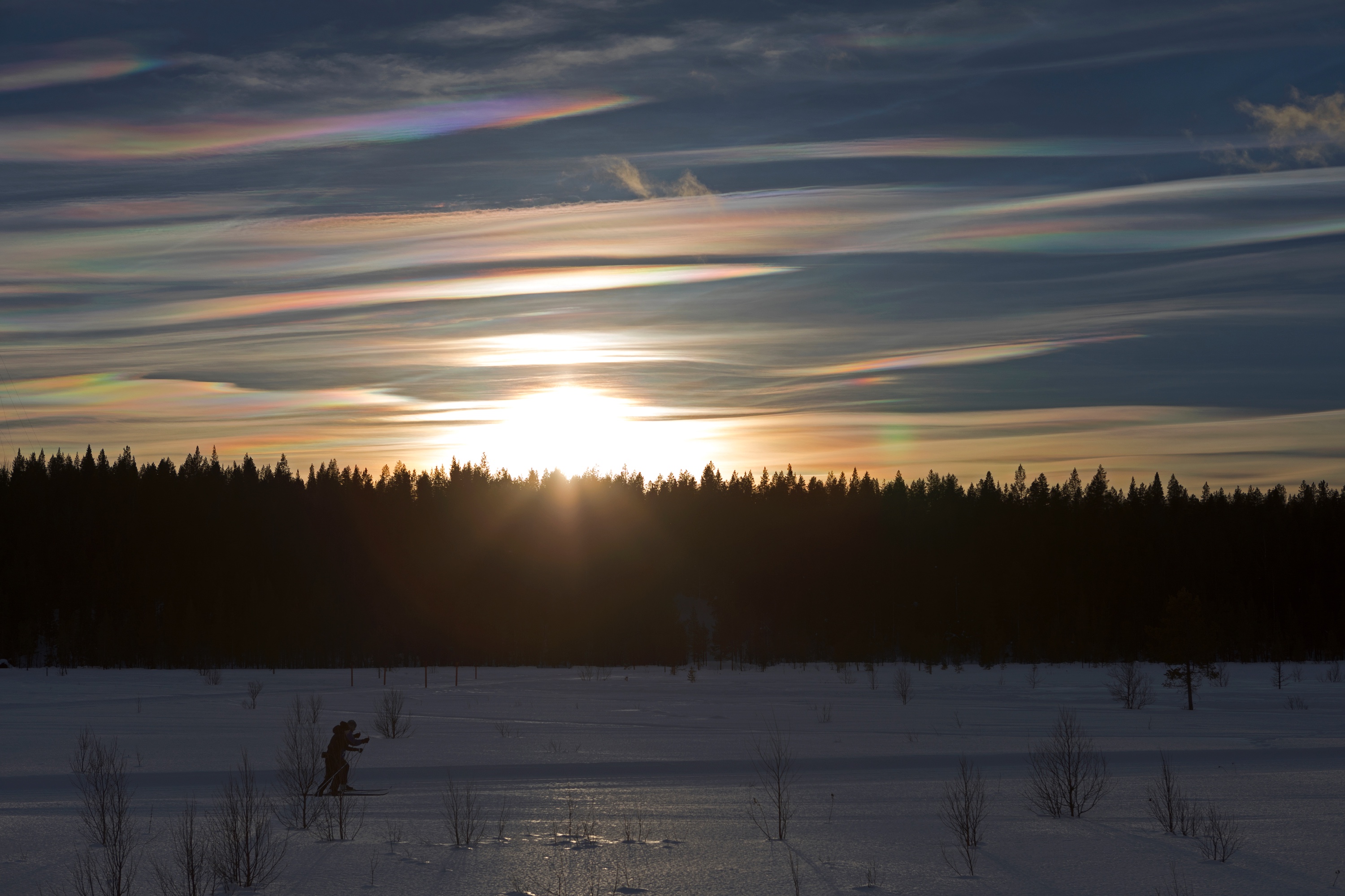 nacreous clouds / Mother-of-pearl-clouds